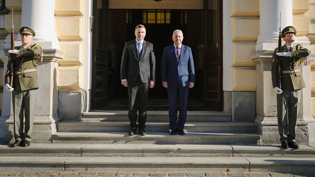 Ministr obrany Jarom�r Z�na p�ijal estonsk�ho ministra Hanna Pevkura