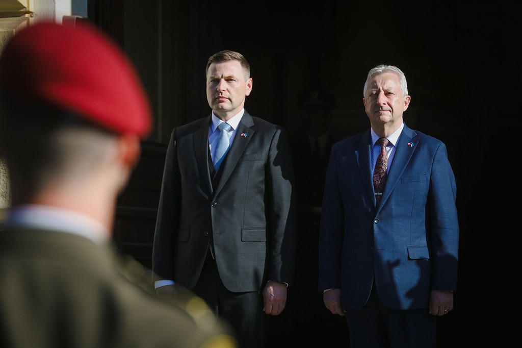 Ministr obrany Jarom�r Z�na jednal s estonsk�m ministrem obrany