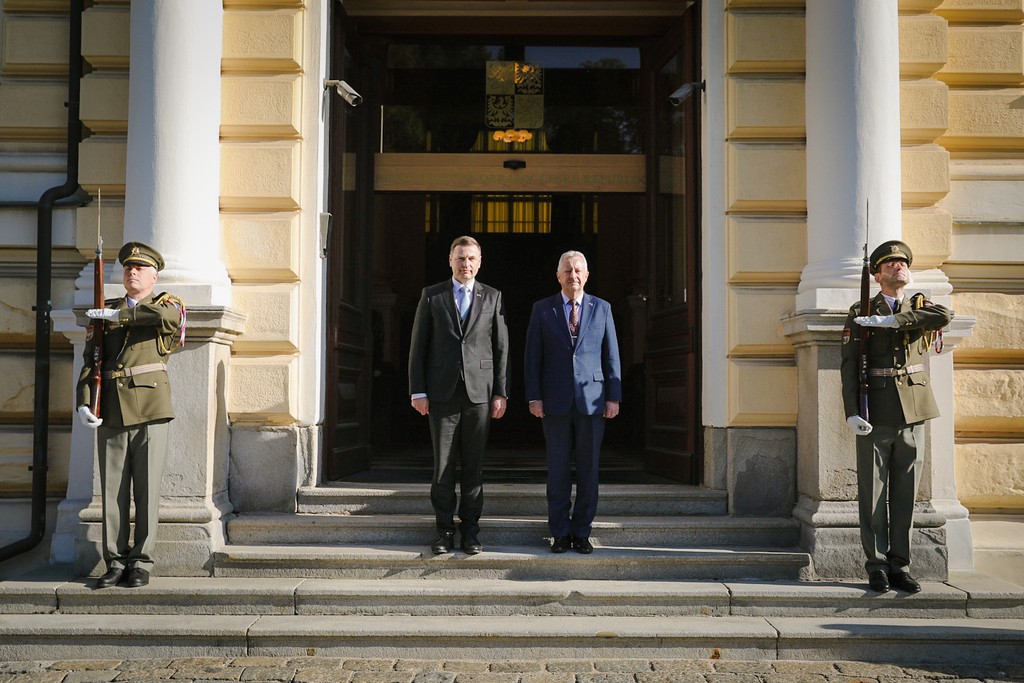 Ministr obrany Jarom�r Z�na jednal s estonsk�m ministrem obrany