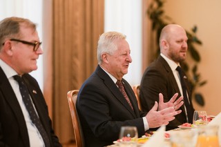 Ministr obrany Jarom�r Z�na jednal s estonsk�m ministrem obrany