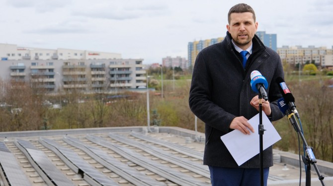 Ministr Hladík: Po první etapě Modernizačního fondu Česko zdvojnásobí výkon fotovoltaiky. V čerpání prostředků na proměnu energetiky jsme evropským premiantem