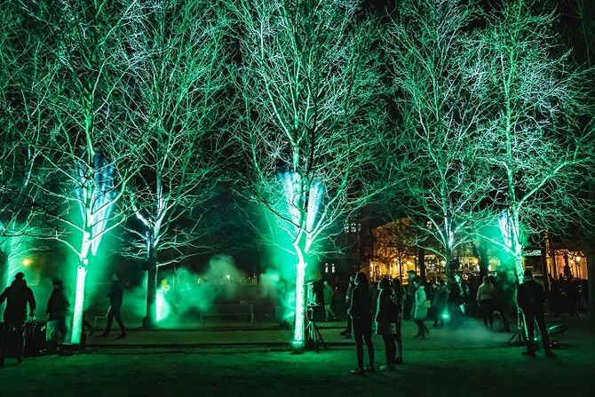 Velk spch sklidil festival Blik Blik, trasu se svtelnmi instalacemi si prolo 50 tisc lid