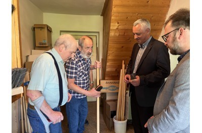 Kartnk Alois Slepnek pevzal titul Mistra tradin rukodln vroby Olomouckho kraje