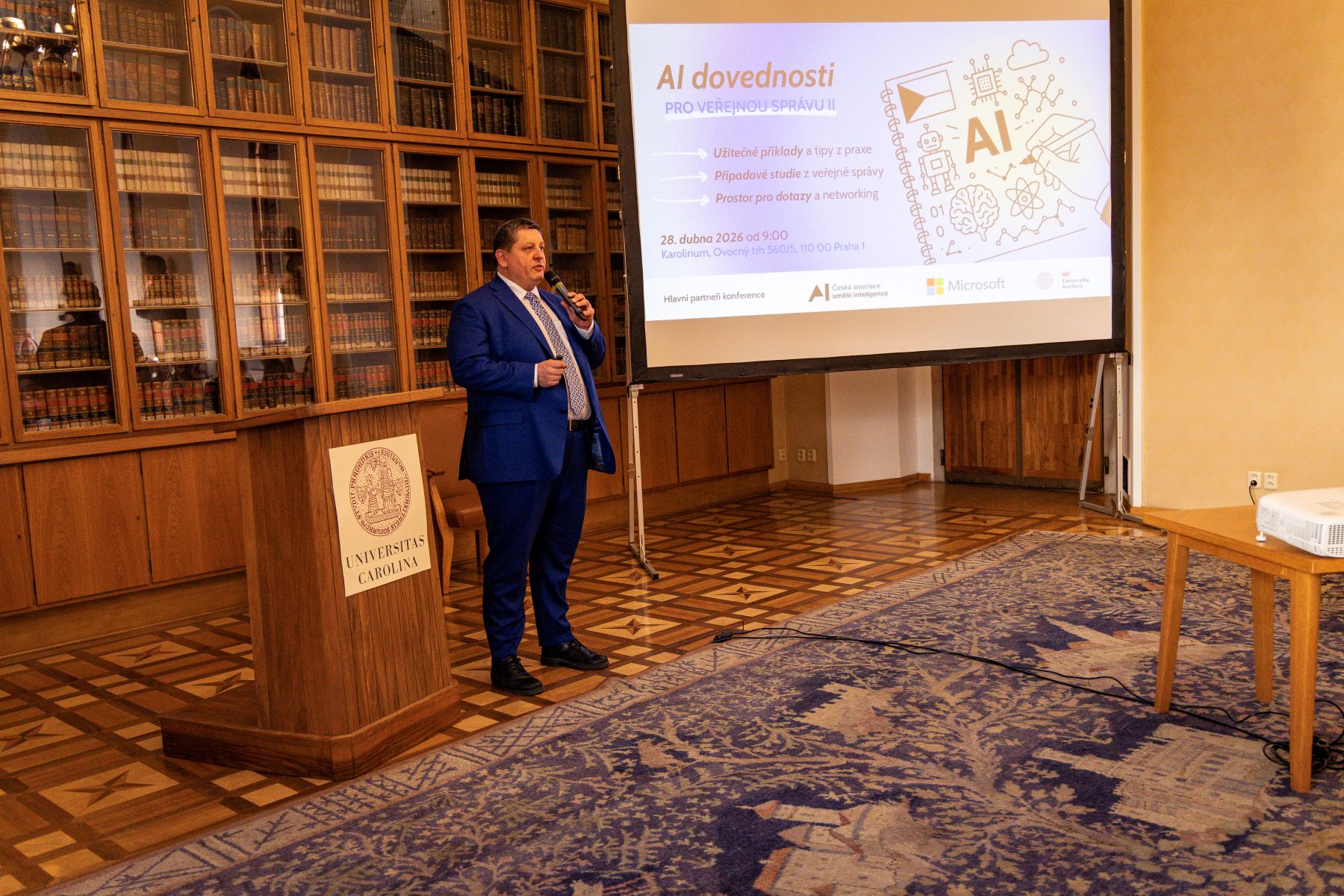 Michal Stachn�k country manager Microsoftu na konferenci AI dovednost� pro ve�ejnou spr�vu
