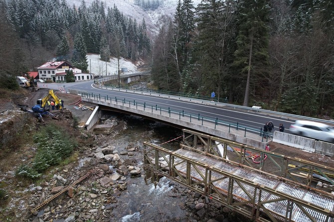 Rok 2022 v Krlovhradeckm kraji pinesl lep dopravu u Kvasin i do Pece pod Snkou