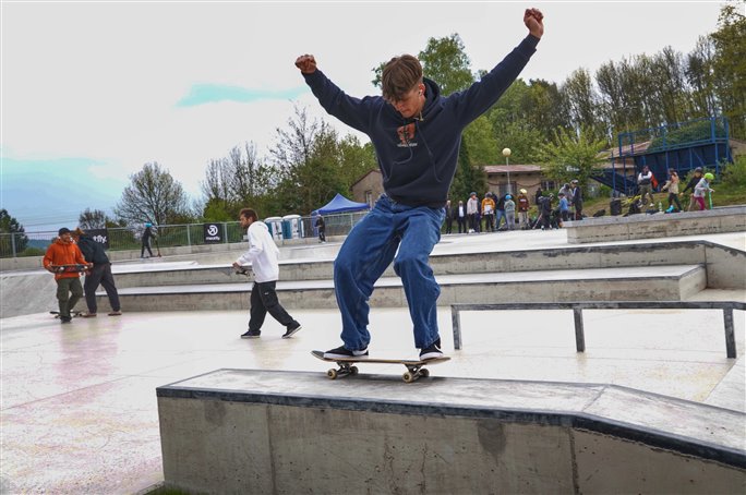 Arel na Radoui je oblbenm clem vyznava adrenalinovch sport. Ilustran foto z jarnho oteven tto etapy.