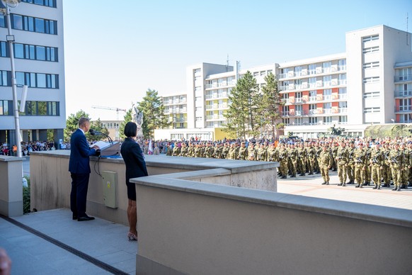 Premiér Andrej Babiš se zúčastnil slavnostní přísahy vojáků ve Vyškově