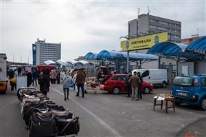 Pravideln tern trhy u fotbalovho stadionu