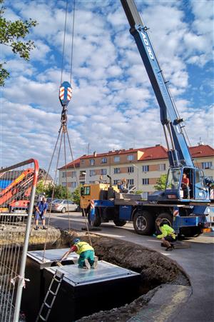 kontejnery na Slovance 6