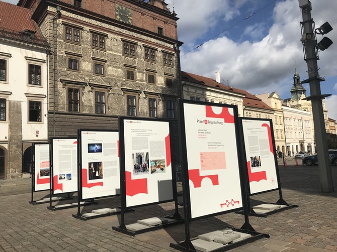 Vstava ped plzeskou radnic (foto: M. Krausov)