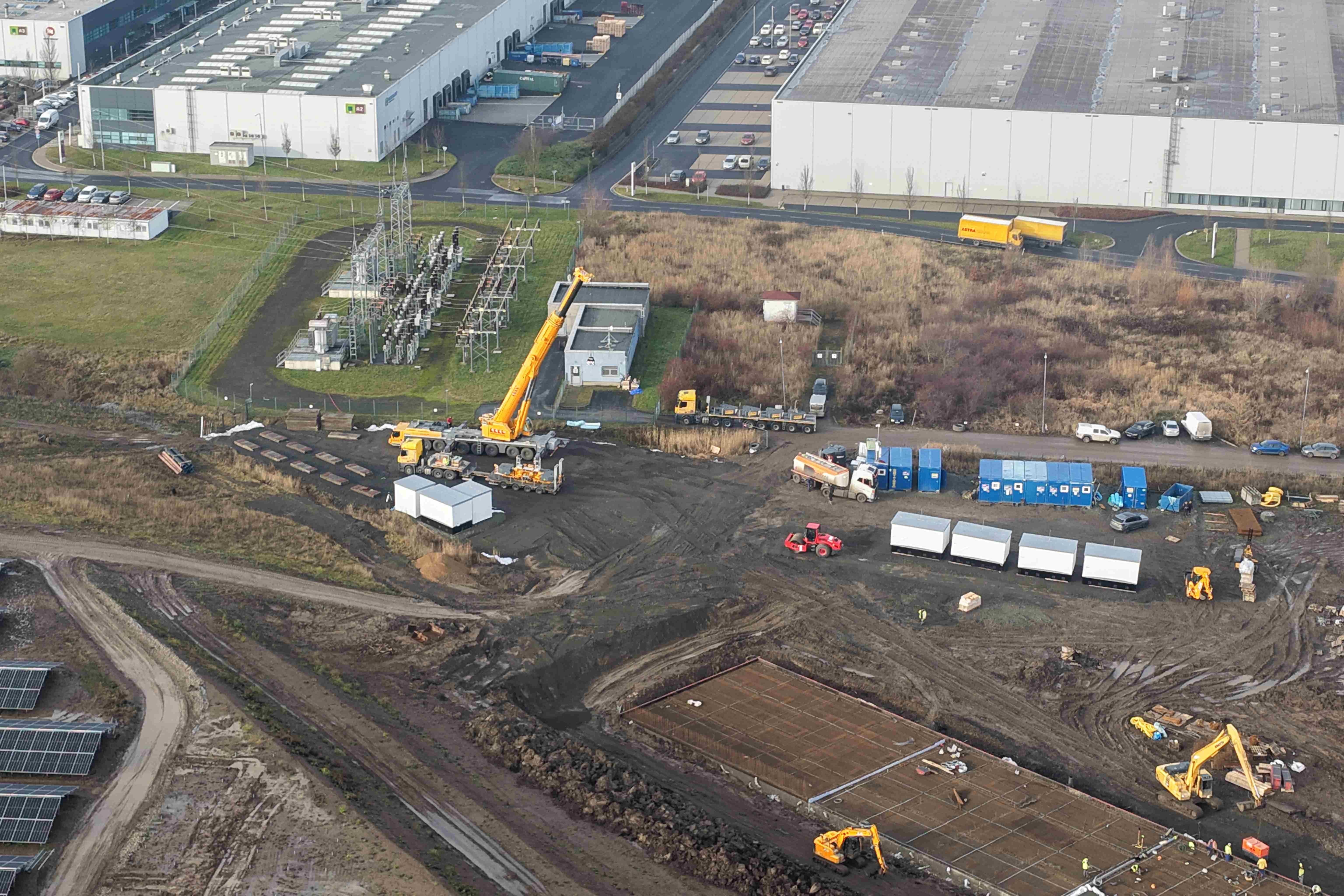 ilustrační bateriové úložiště