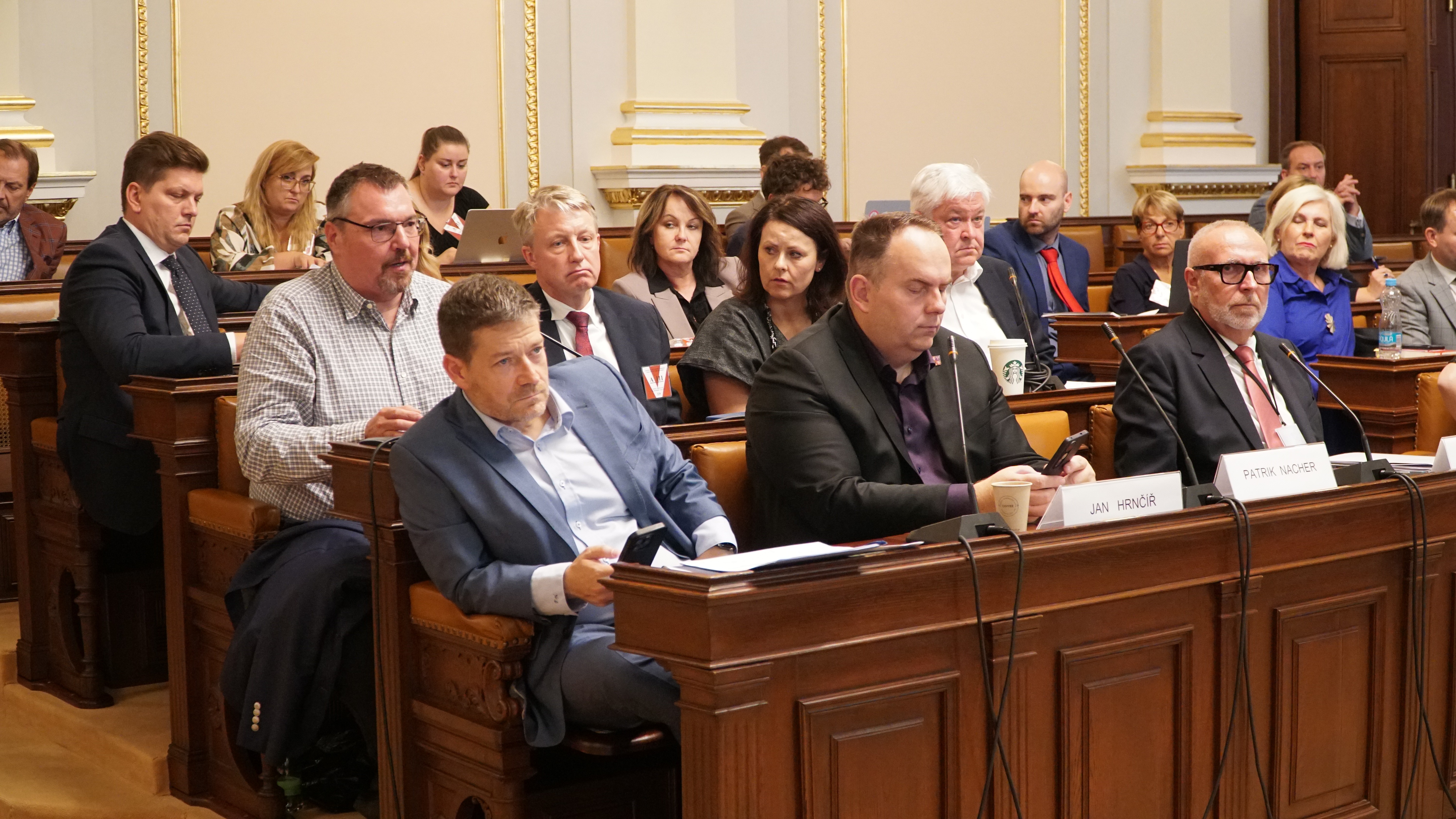 Seminář - Lepší penzijko: přínos a smysl změn spoření na důchod - v Poslanecké sněmovně