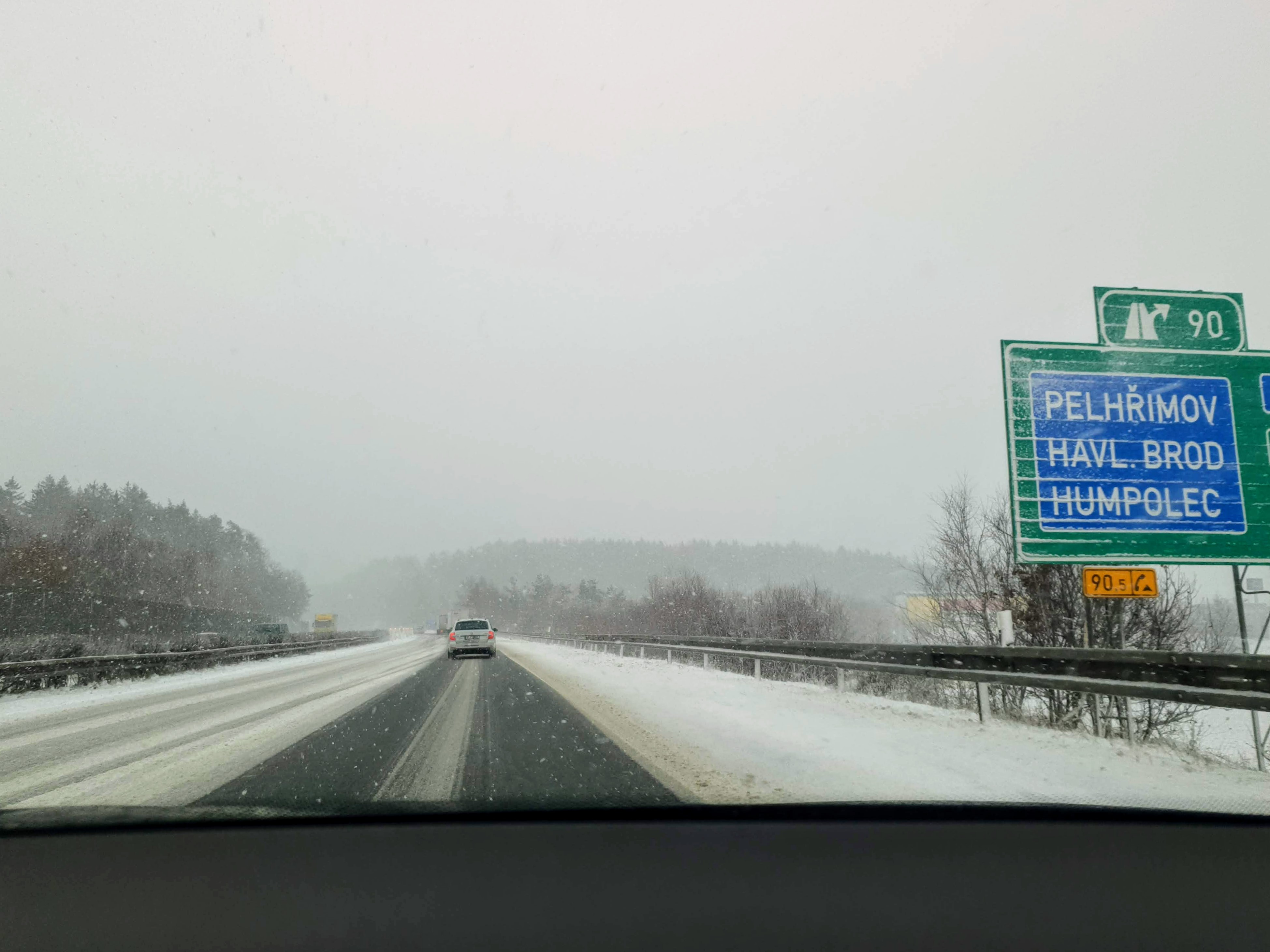 Vlivem aktul. poas ek na idie nled, Besip vysvtluje, na co si dt za volantem pozor 