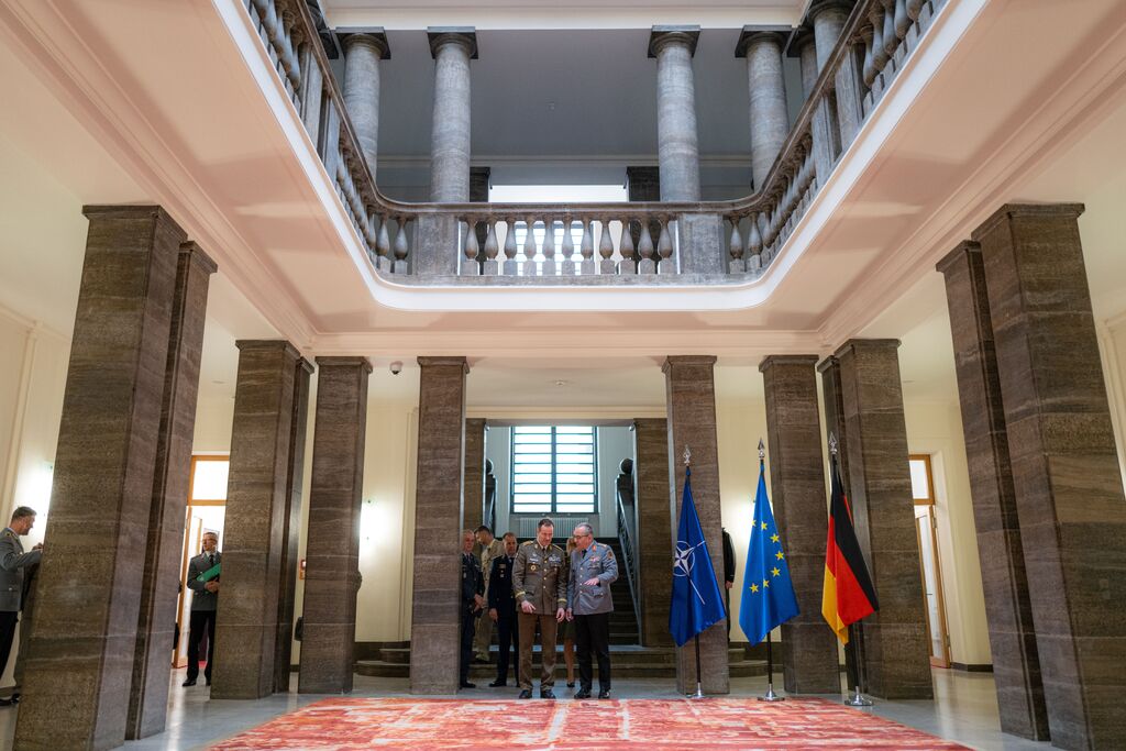 N��eln�k Gener�ln�ho �t�bu A�R jednal v Berl�n� o pos�len� �esko-n�meck� vojensk� spolupr�ce