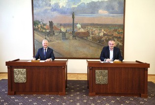 Podpis memoranda s m�stem Vy�kov