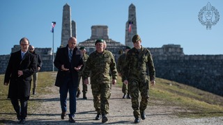 Generl ehka jednal na Myjav se svm slovenskm protjkem generlem Zmekem 