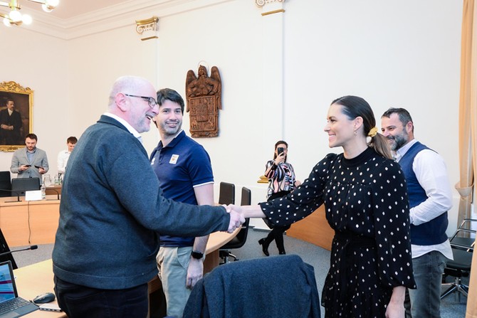 Pijet delegace organiztor na plzesk radnici