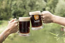 Kofola z�sk�v� 52% pod�l v s�ti kav�ren Cøkafe, kter� dnes provozuje osm pobo�ek